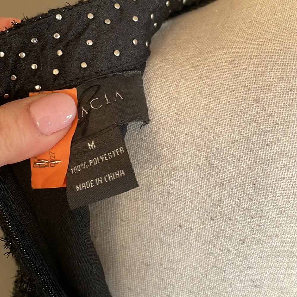 Gracia tweed dress with pearls - Picture 7 of 8